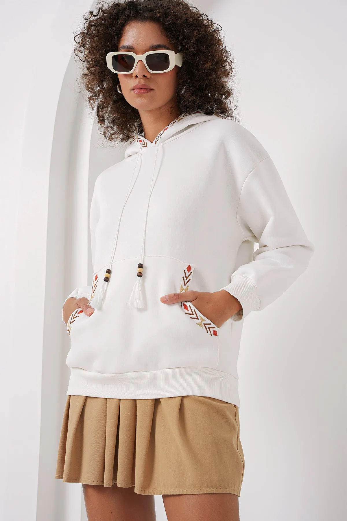 55443 nakişli oversize sweatshirt