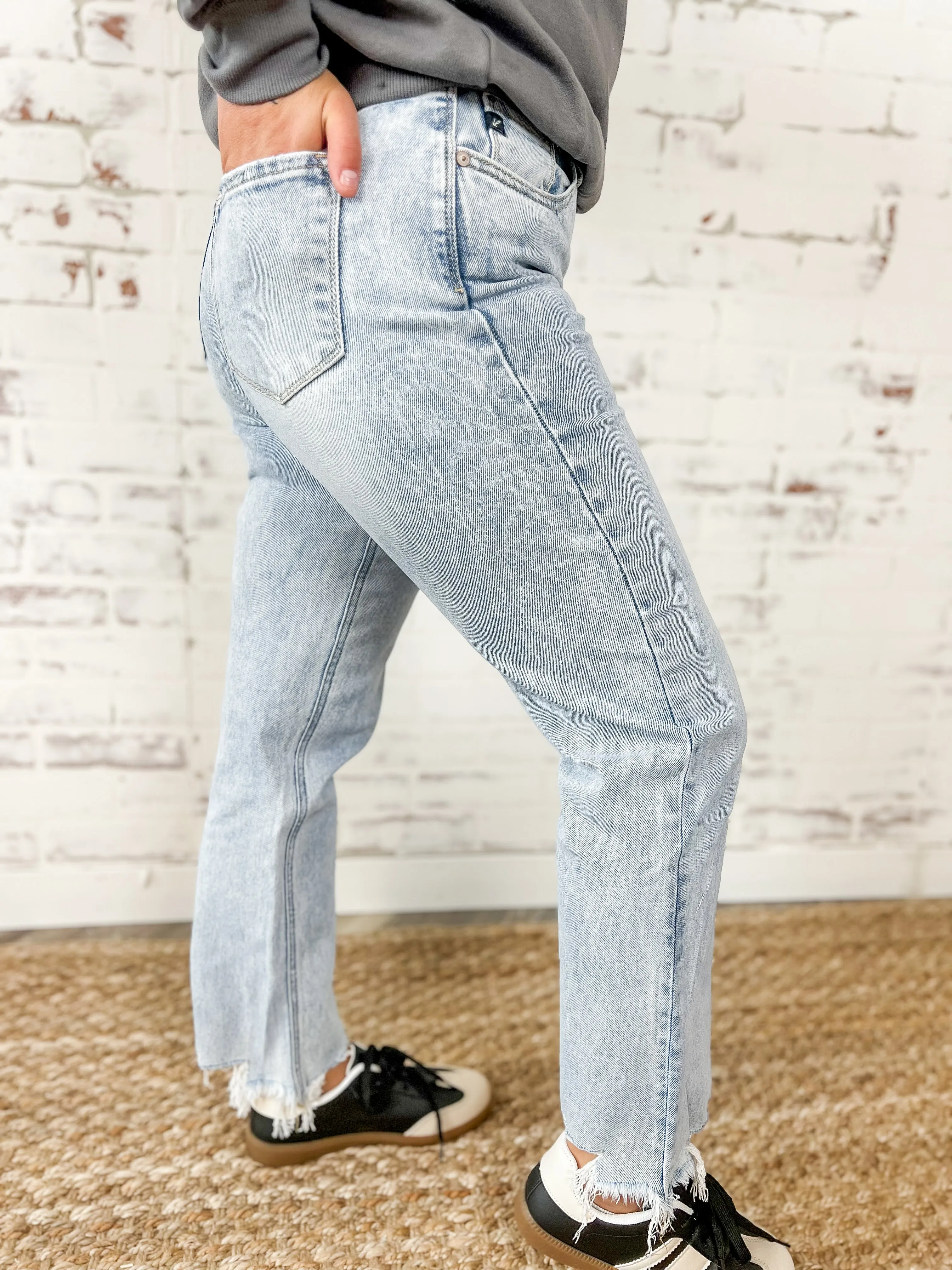 High Rise Slim Jean