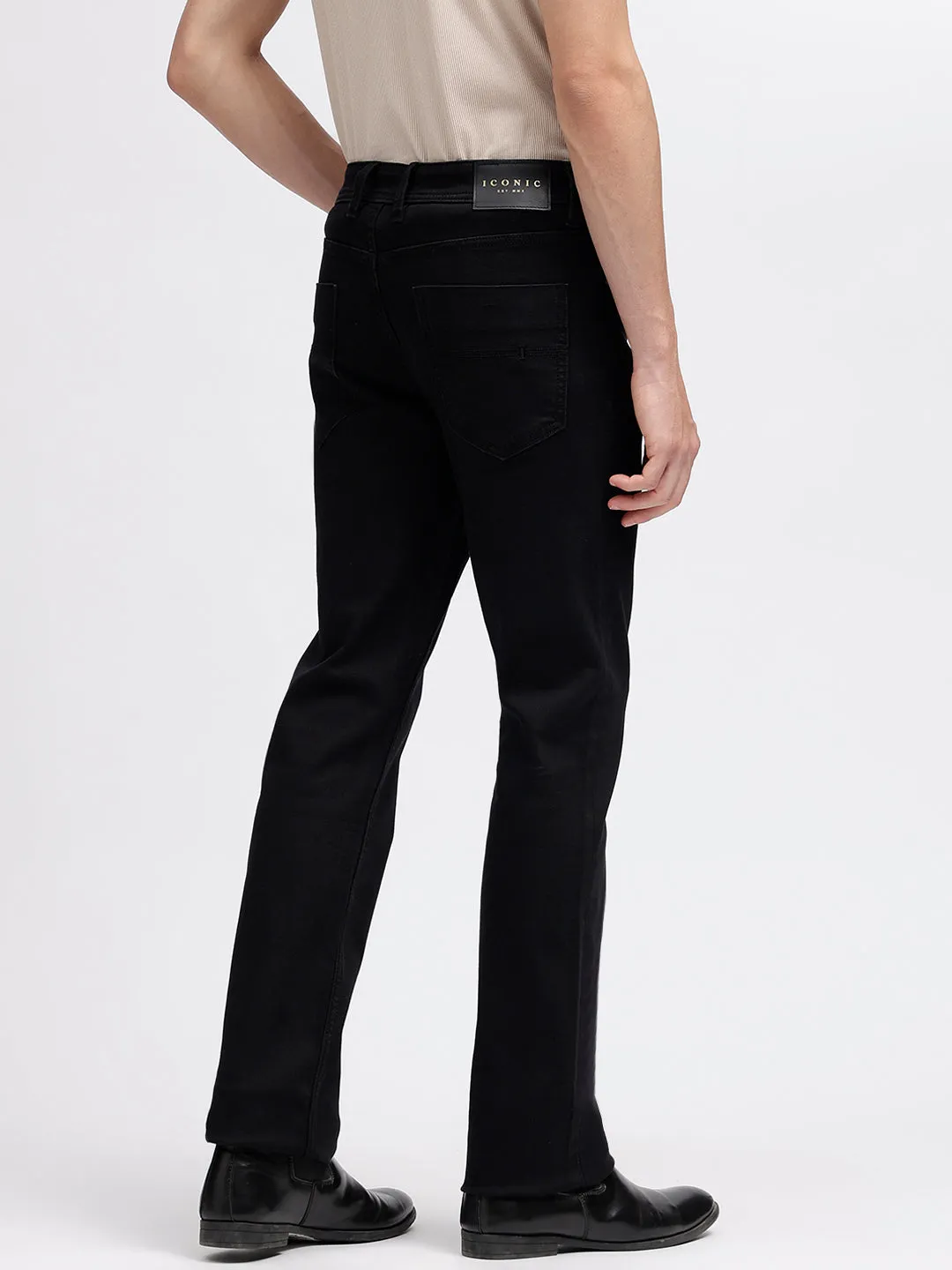 Iconic Men Black Solid Slim Tapered Fit Mid-Rise Jeans