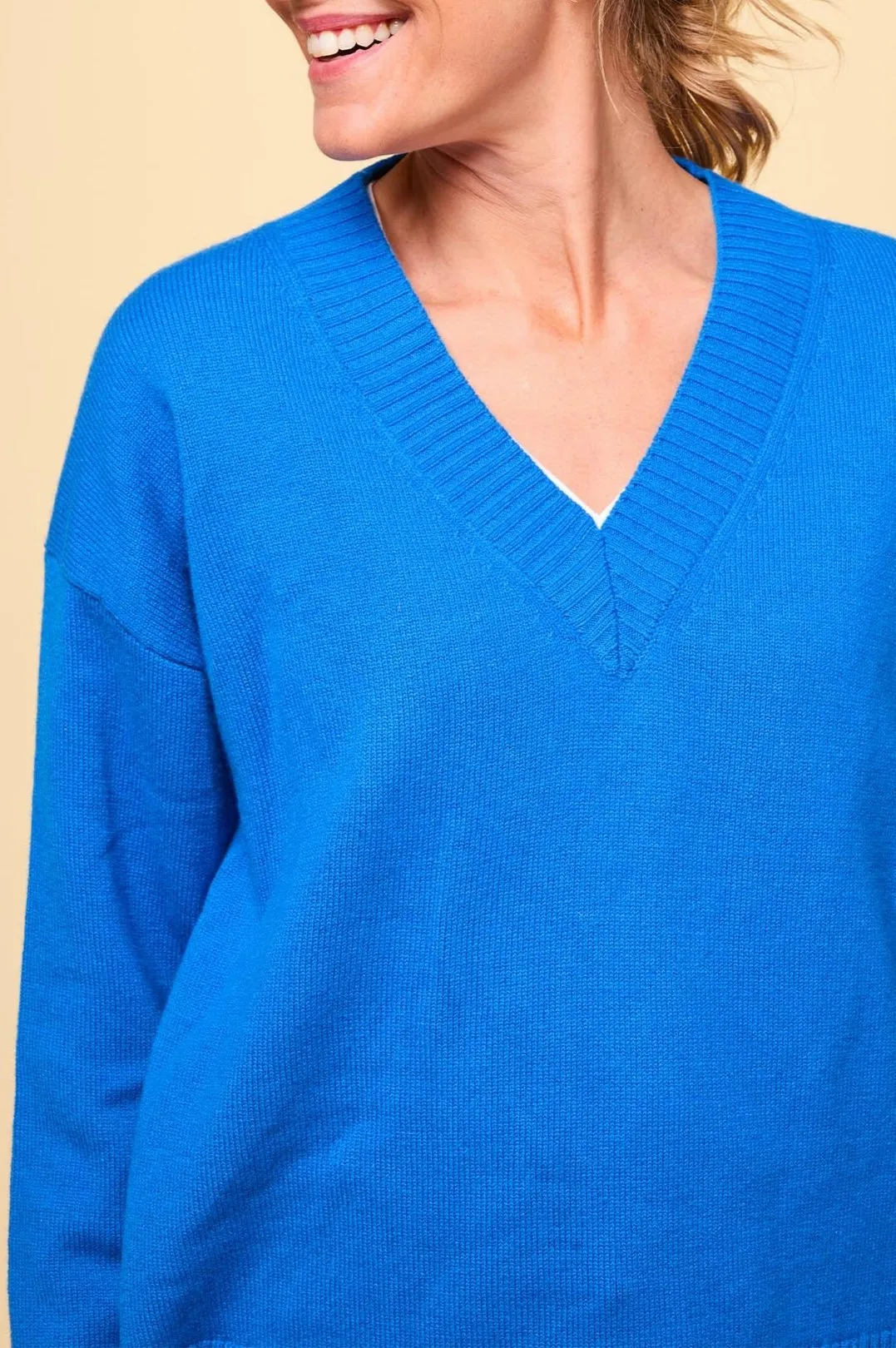 Merino Wool Relaxed V Neck Jumper | Blue