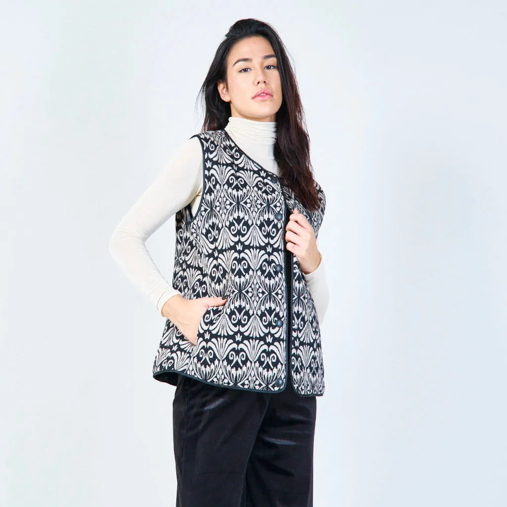 Quilted sleeveless vest with pattern wholesale